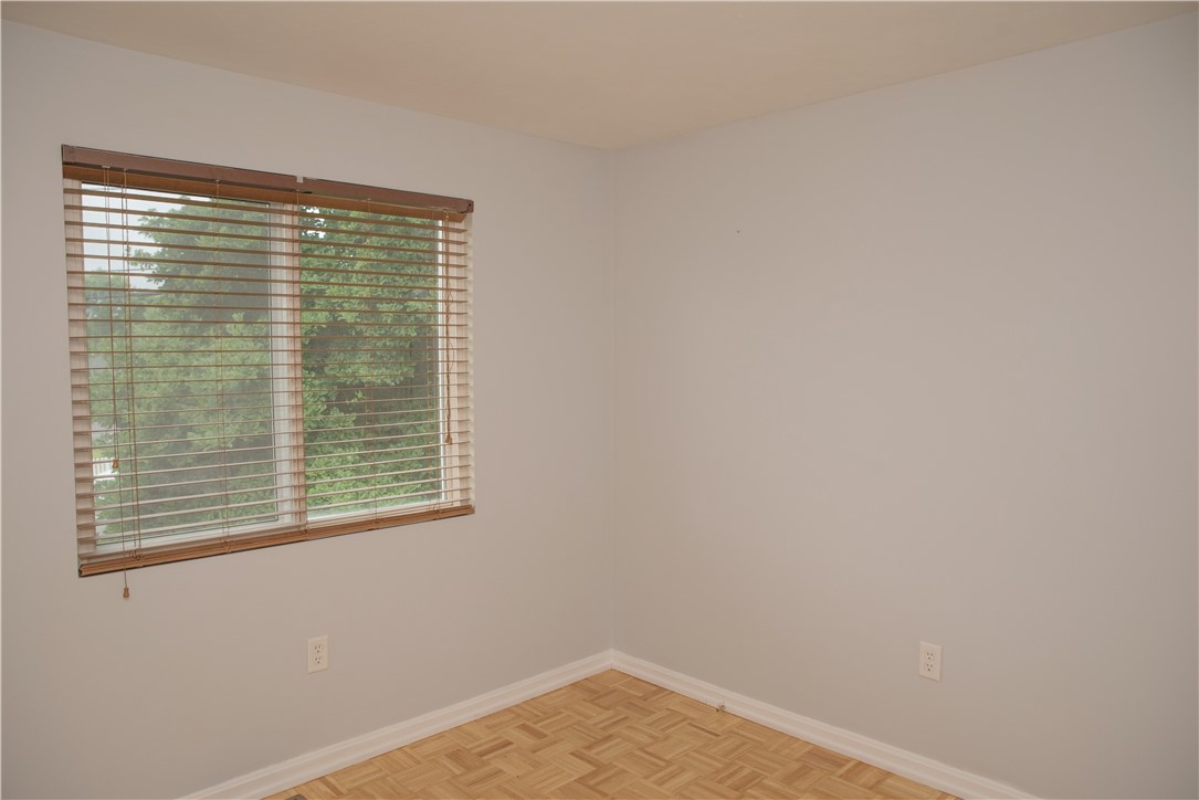 87 Leon E Whipple Road Warwick, RI 02886 - Photo 13 of 30 Gallery Image 13