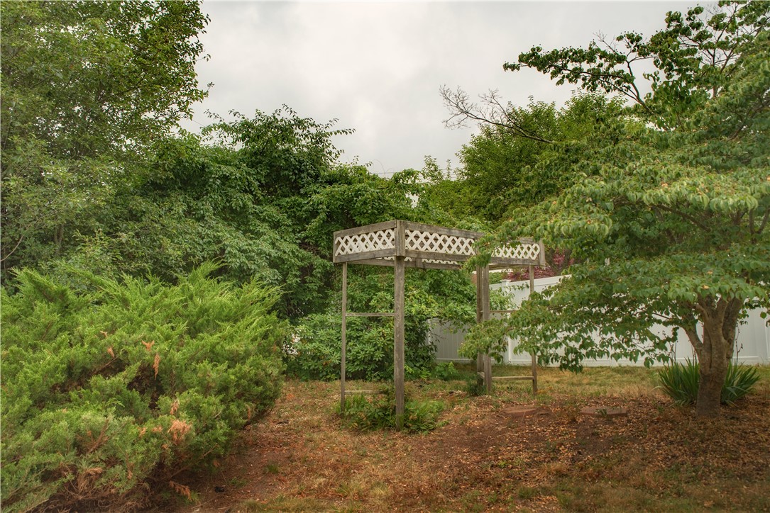 87 Leon E Whipple Road Warwick, RI 02886 - Photo 28 of 30 Gallery Image 28