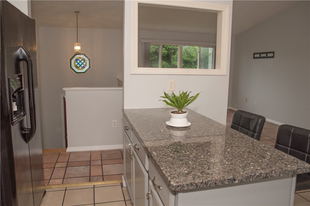 87 Leon E Whipple Road Warwick, RI 02886 - Photo 7 of 30 Gallery Image 7