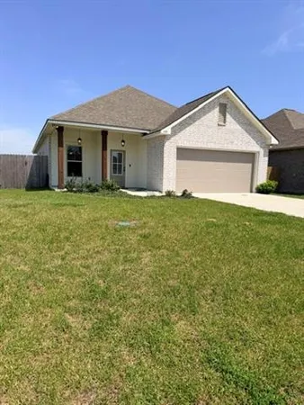 $2,900 | 139 Cypress Pk Lane, Belle Chasse, LA 70037