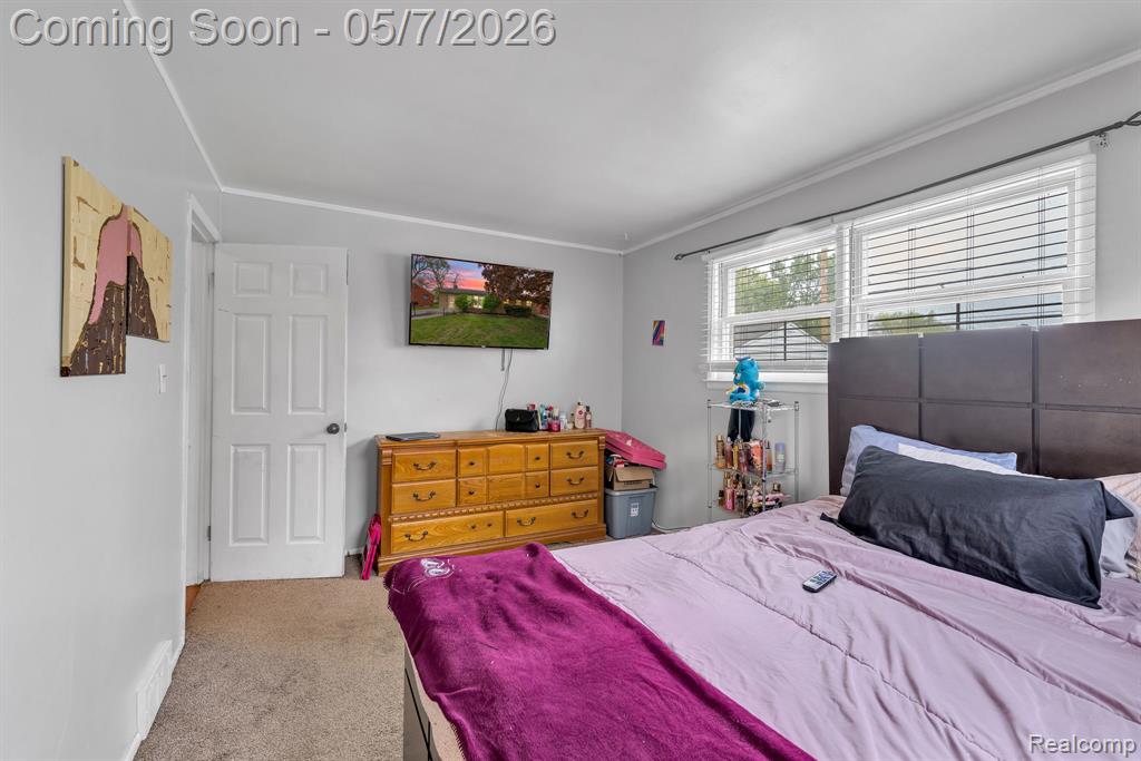 37022 Pinewood Road Wayne, MI 48184 - Photo 8 of 30