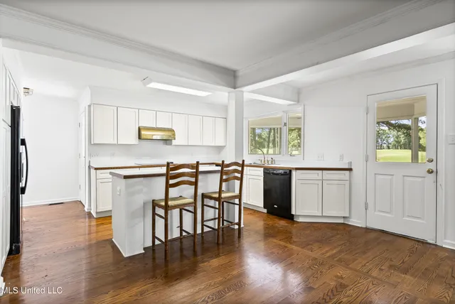 $365,000 | 521 Gwen Road, Senatobia, MS 38668