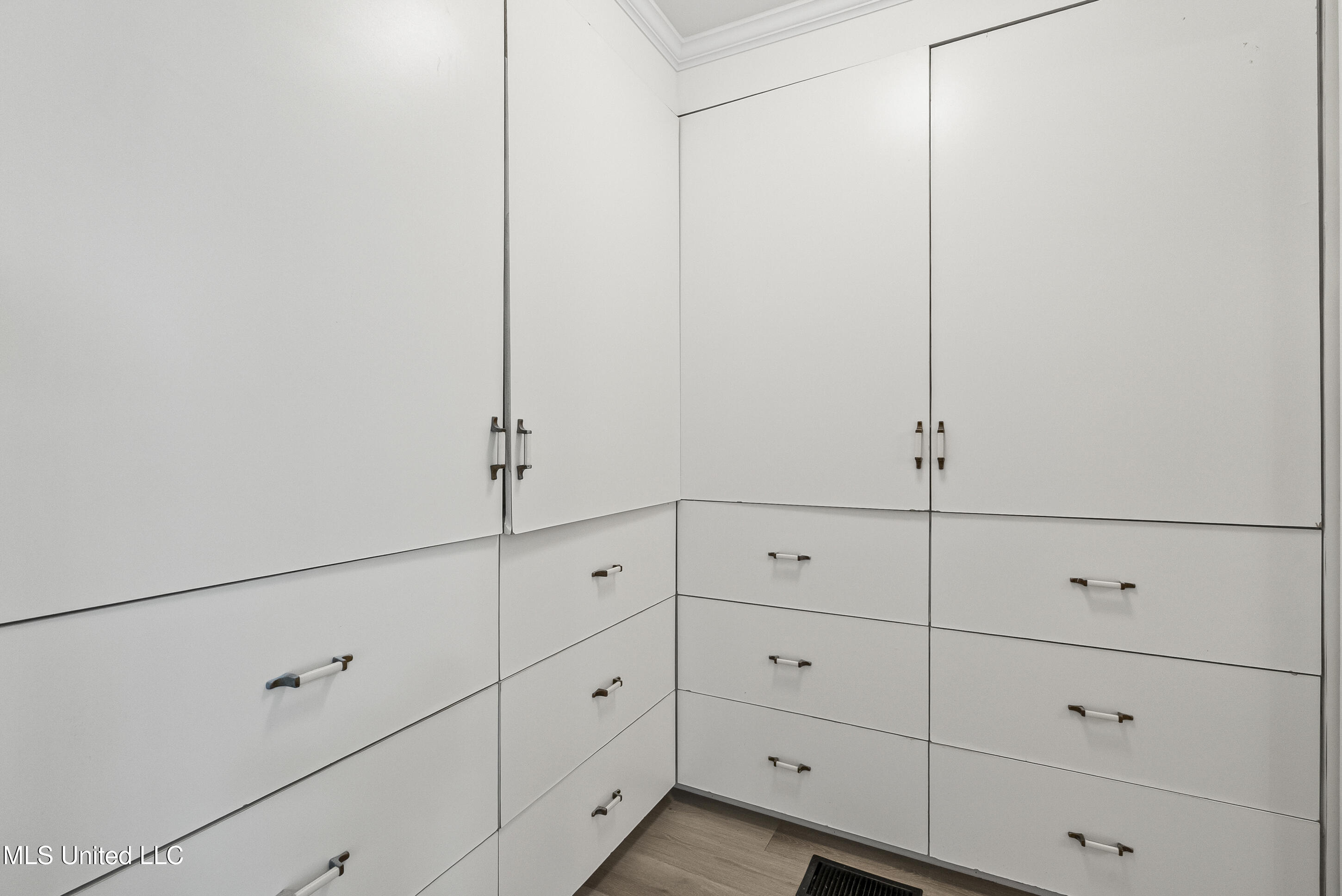 521 Gwen Road Senatobia, MS 38668 - Photo 22 of 37 22_dsc05237