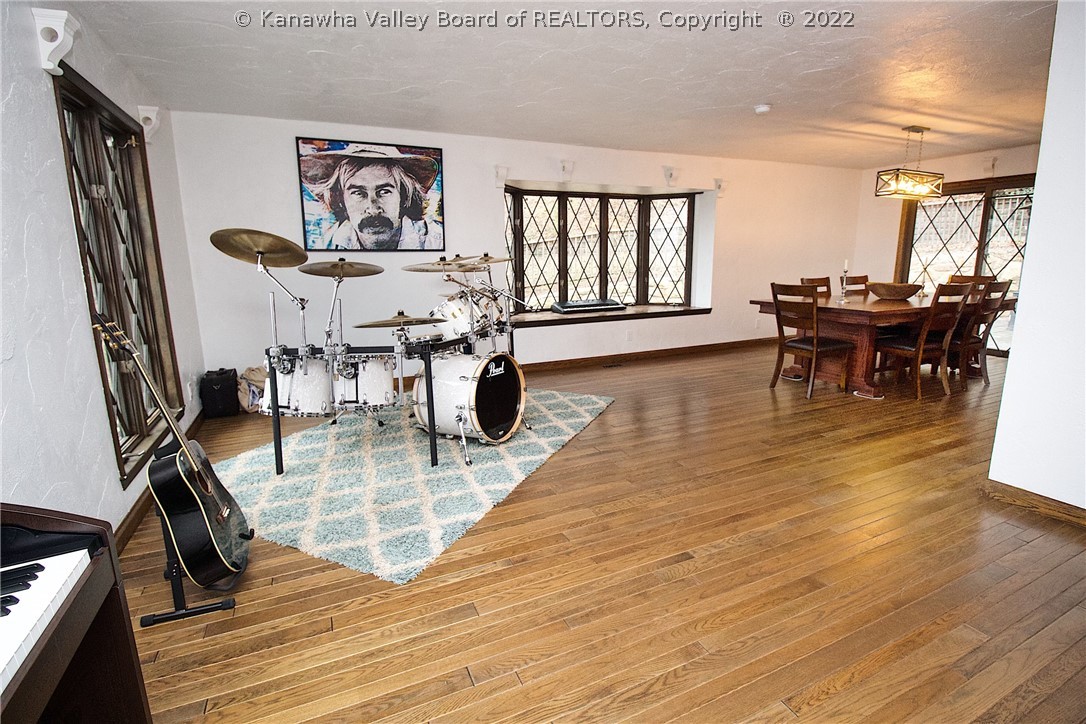 177 Riercliffe Rd Street Crystal Lake, IL 60014 - Photo 21 of 48 Gallery Image 21