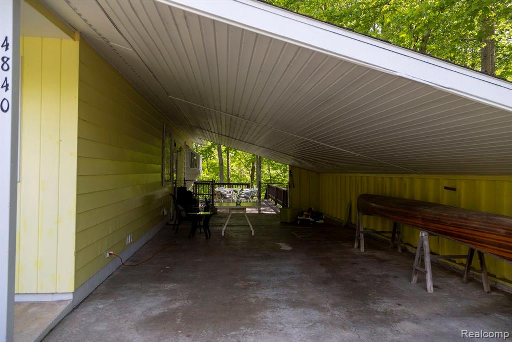 4840 North Flint Road Sanford, MI 48657 - Photo 3 of 20