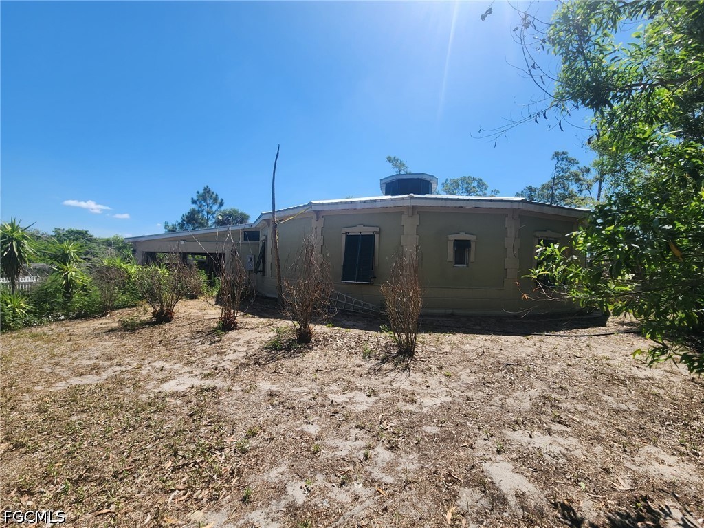 11891 Shawnee Road Fort Myers, FL 33913 - Photo 3 of 5