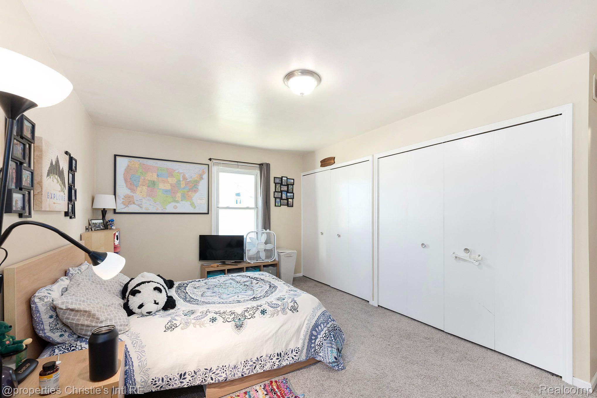 116 Regents Boulevard Troy, MI 48084 - Photo 26 of 38