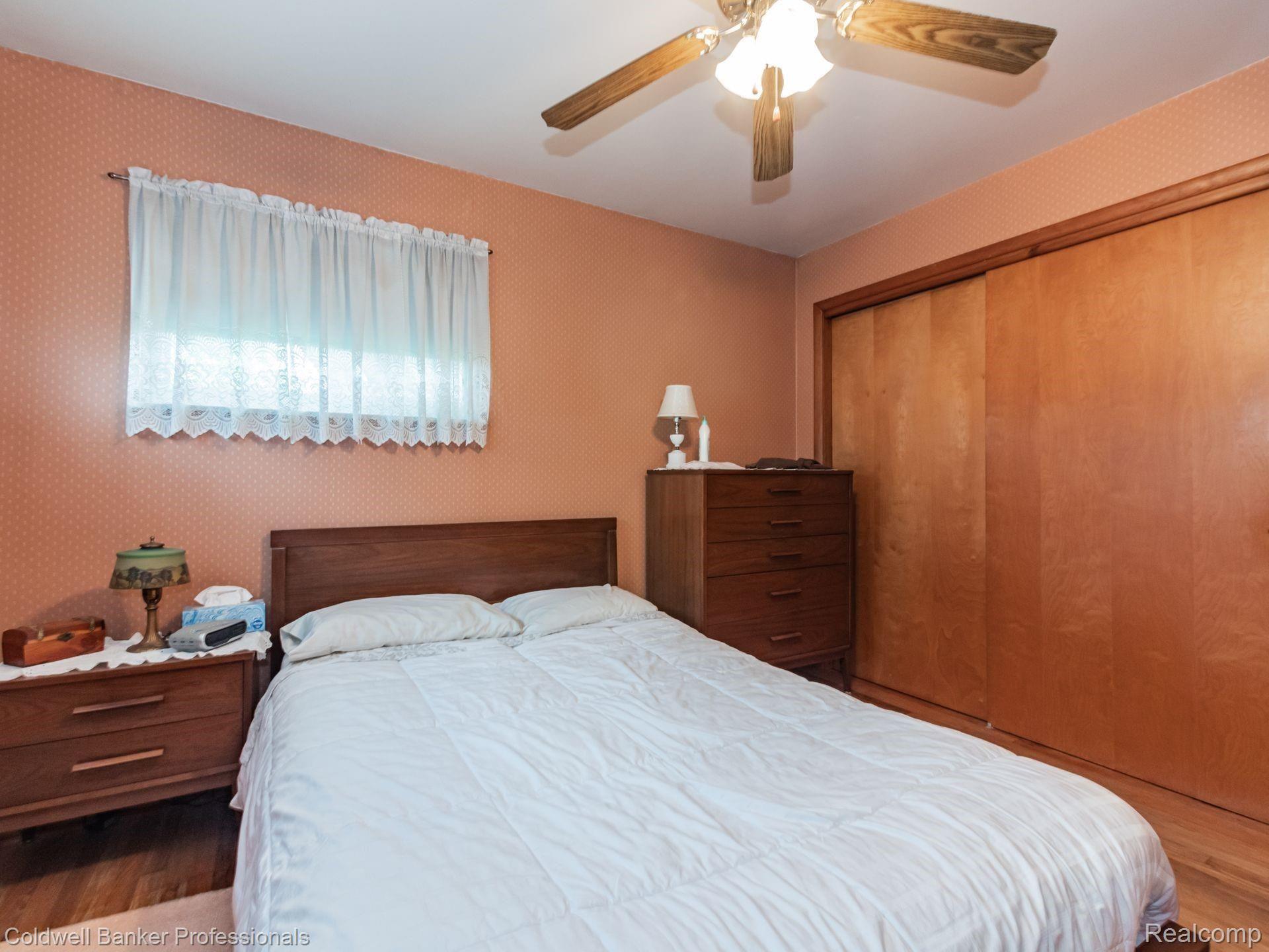 6001 Maybee Road Clarkston, MI 48346 - Photo 21 of 30 21