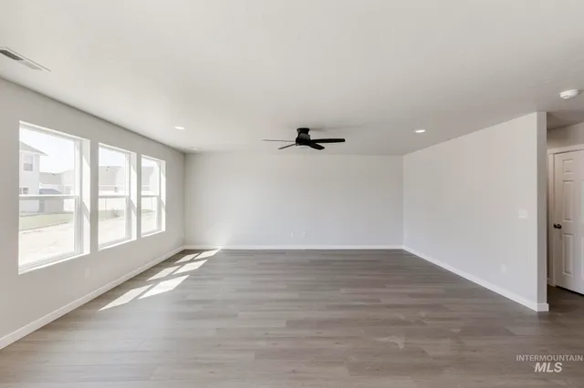 $519,990 | 685 West Striped Owl Street, Kuna, ID 83634