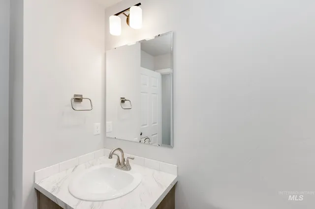 $519,990 | 685 West Striped Owl Street, Kuna, ID 83634