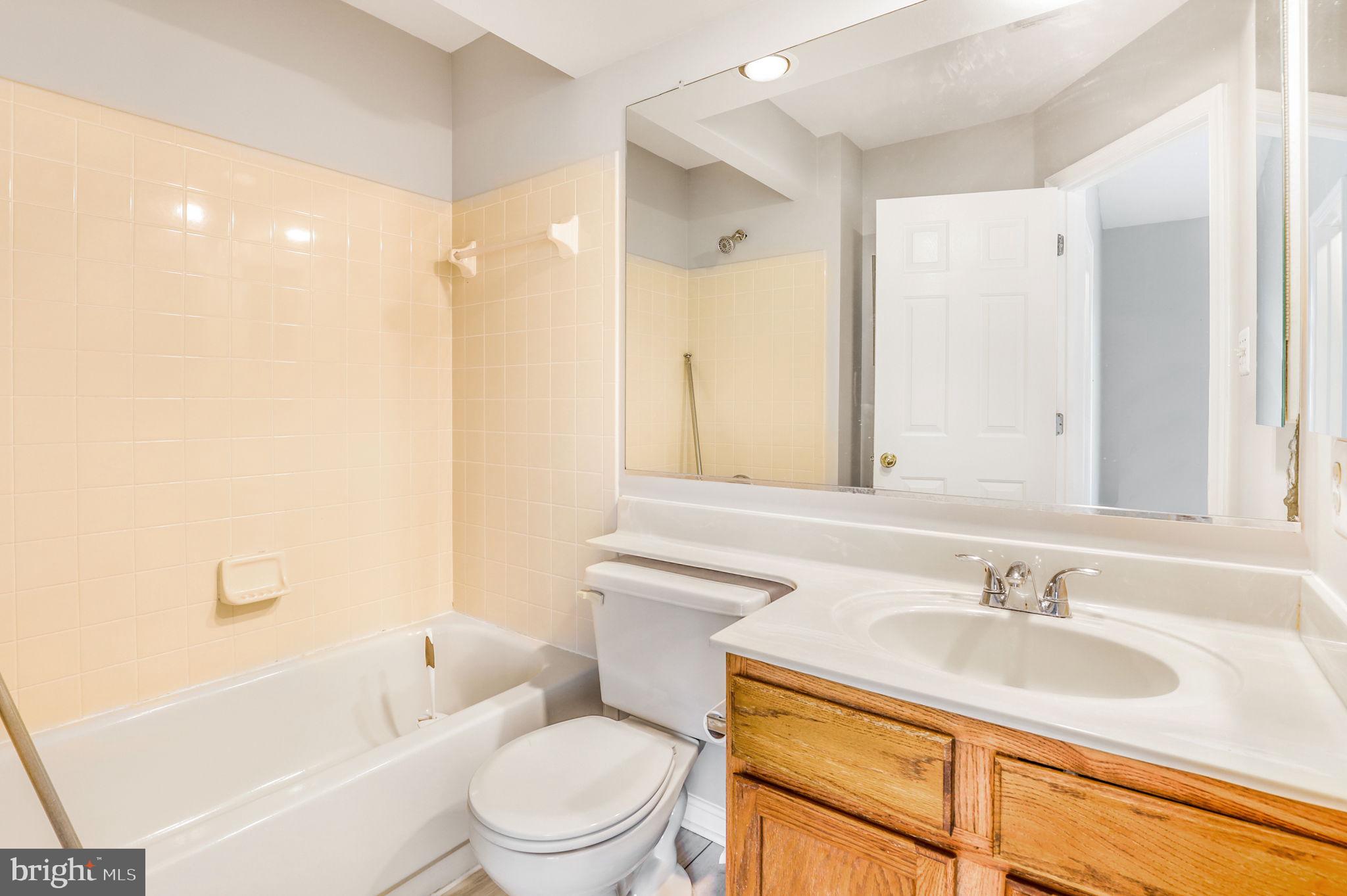 45550 Whitcomb Square Sterling, VA 20166 - Photo 13 of 19