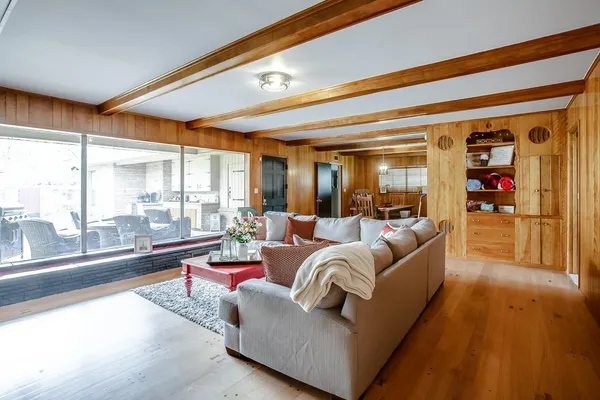 $400,000 | 1721 28th Street, Lubbock, TX 79411