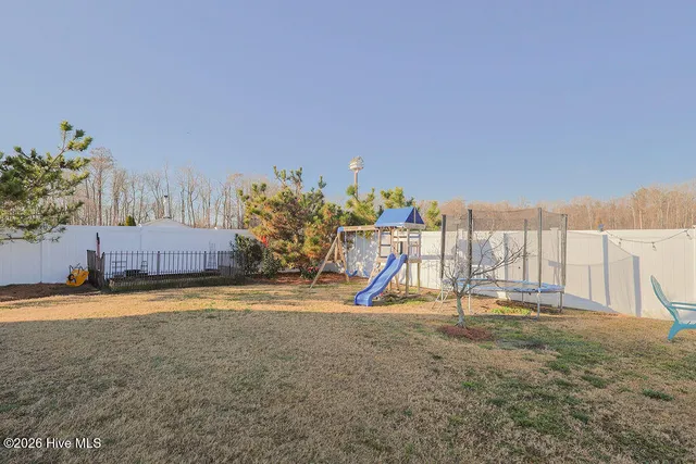 $349,900 | 606 Millbrooke Circle, Elizabeth City, NC 27909