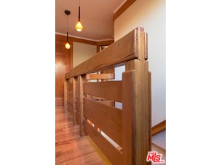 702 Navy Street Santa Monica, CA 90405 - Photo 6 of 12