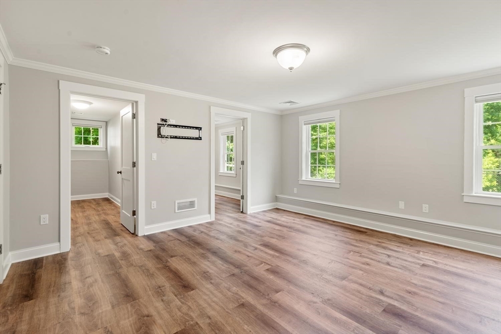 27 Samoset Road Woburn, MA 01801 - Photo 28 of 39 Gallery Image 28