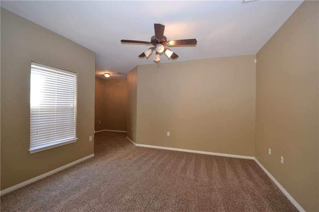 5624 Toscana Avenue Austin, TX 78724 - Photo 12 of 31 Gathering Space w/Bonus Office/Gaming/Recreation Area.