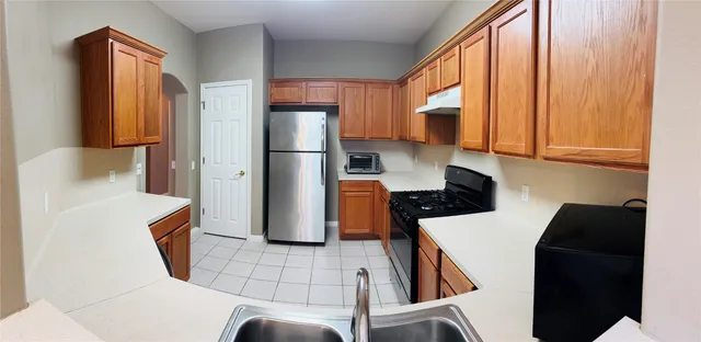 $2,000 | 5624 Toscana Avenue, Austin, TX 78724