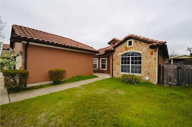 $2,000 | 5624 Toscana Avenue, Austin, TX 78724