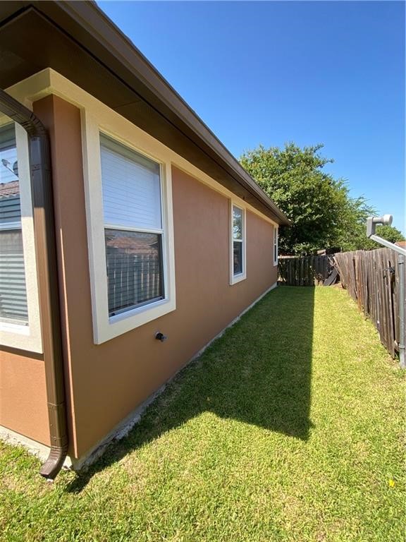 5624 Toscana Avenue Austin, TX 78724 - Photo 28 of 31 Backyard