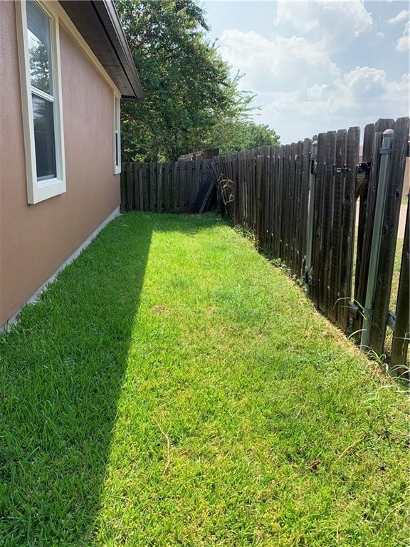 5624 Toscana Avenue Austin, TX 78724 - Photo 29 of 31 Backyard