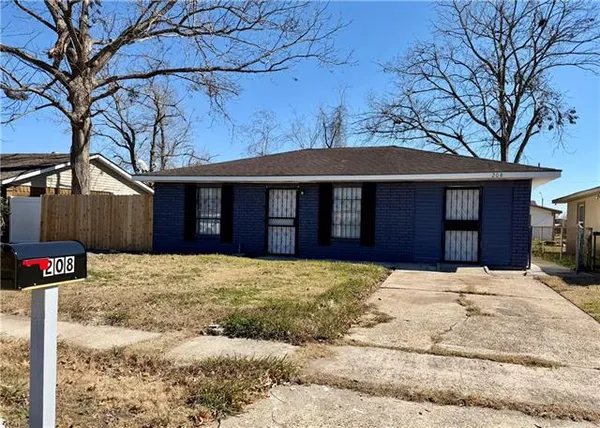 $149,000 | 208 Cabinet Drive, Westwego, LA 70094