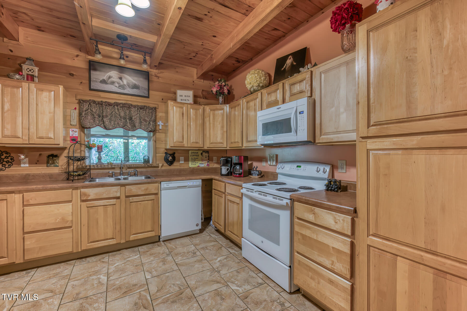 160 Conley Stevens Road Roan Mountain, TN 37687 - Photo 13 of 68 160 Conley Stevens Rd-13