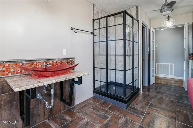 $688,000 | 1000 Rotherwood Drive, Kingsport, TN 37660