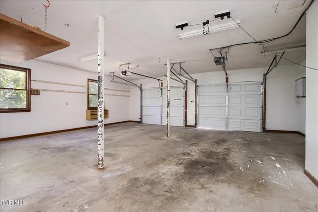 $688,000 | 1000 Rotherwood Drive, Kingsport, TN 37660