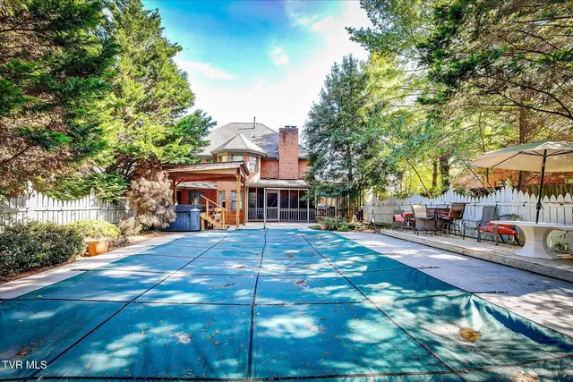 $688,000 | 1000 Rotherwood Drive, Kingsport, TN 37660