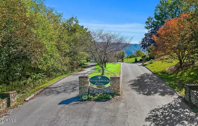 $688,000 | 1000 Rotherwood Drive, Kingsport, TN 37660