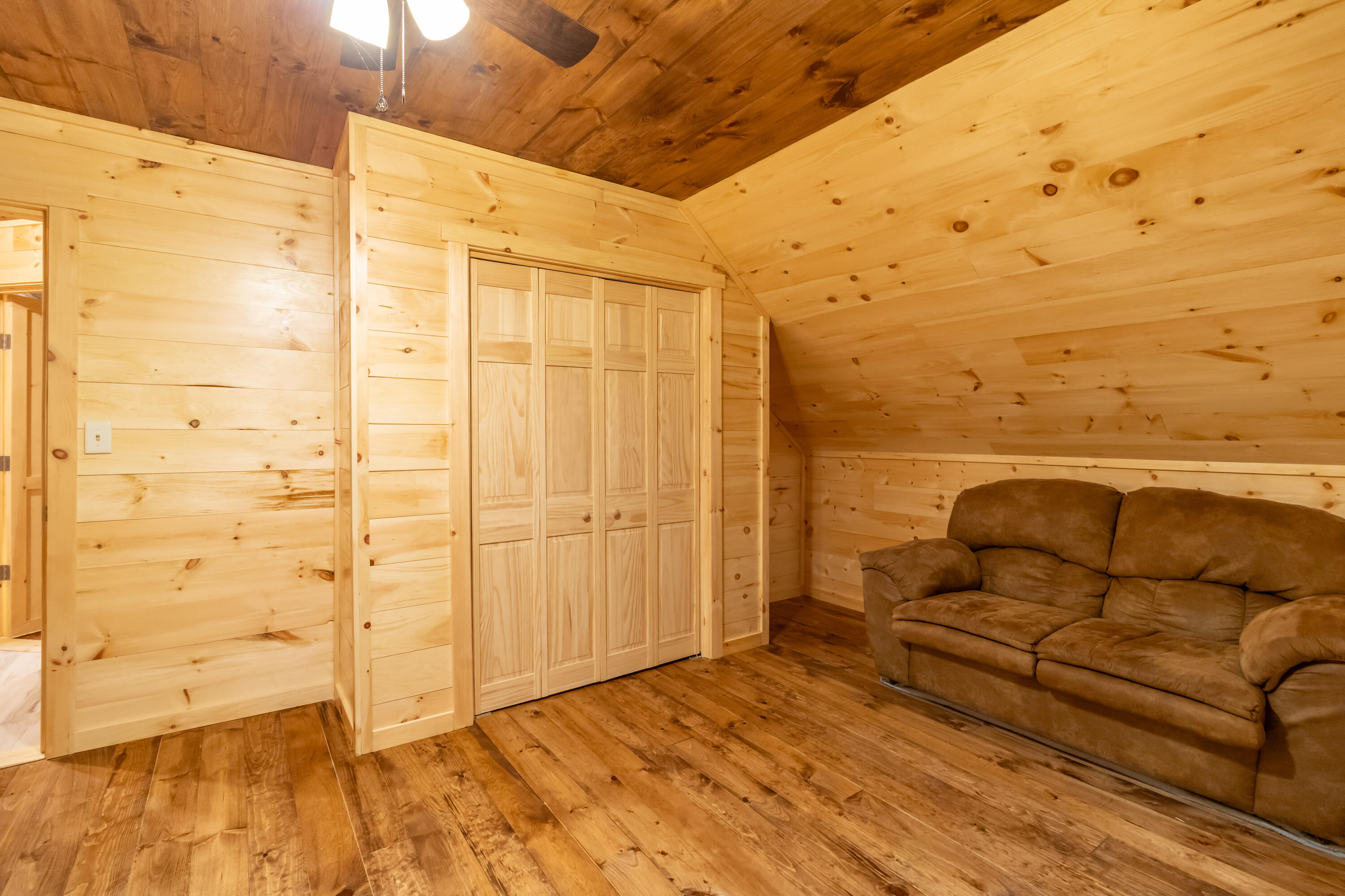 180 Long Pond Road Great Pond, ME 04408 - Photo 31 of 51 180 Long Pond Road Interiors-38