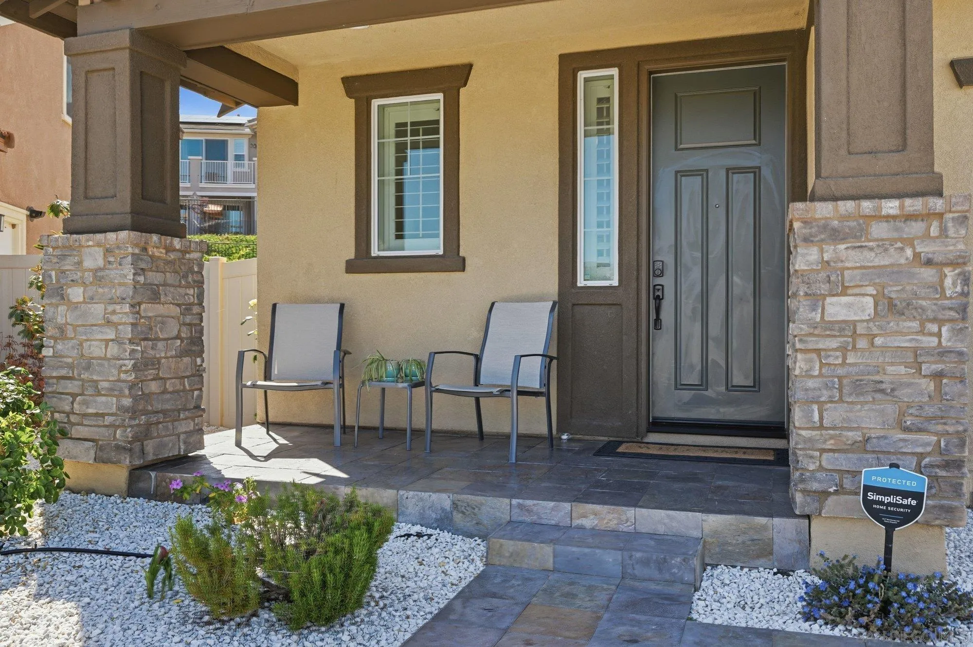35833 Esperia Way Fallbrook, CA 92028 - Photo 2 of 46