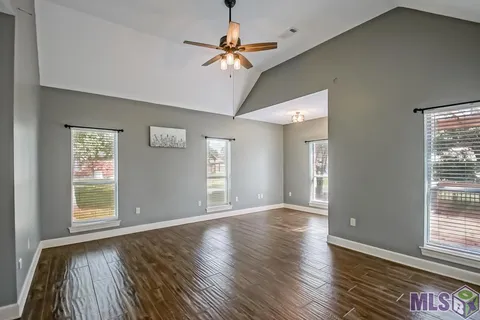 $460,000 | 1930 South Houmas Avenue, Gonzales, LA 70737