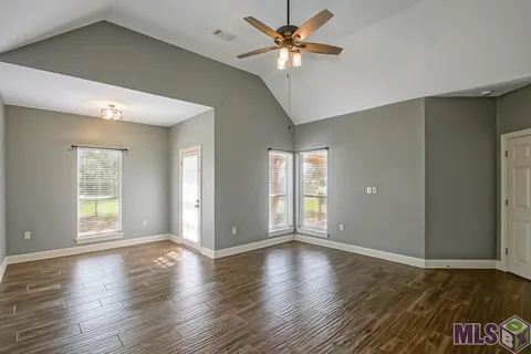 $460,000 | 1930 South Houmas Avenue, Gonzales, LA 70737