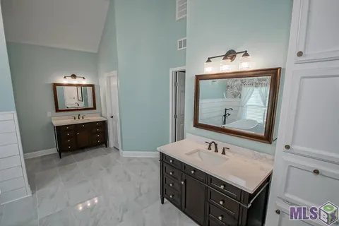 $460,000 | 1930 South Houmas Avenue, Gonzales, LA 70737