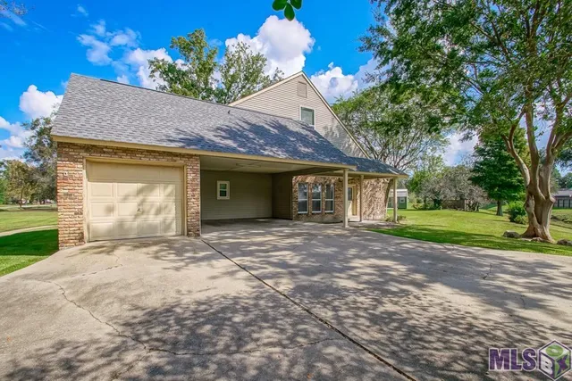 $460,000 | 1930 South Houmas Avenue, Gonzales, LA 70737