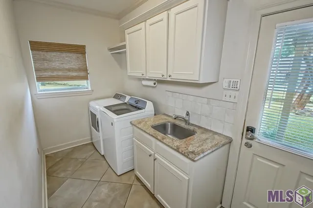 $460,000 | 1930 South Houmas Avenue, Gonzales, LA 70737