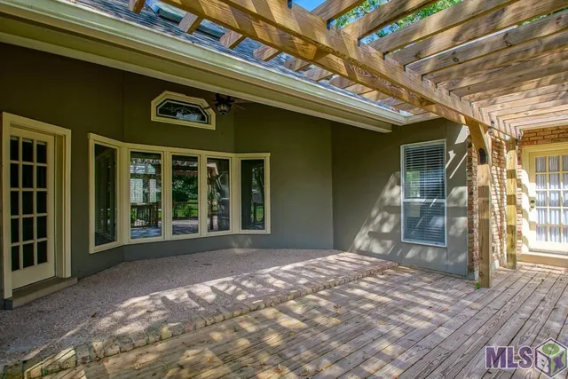 $460,000 | 1930 South Houmas Avenue, Gonzales, LA 70737