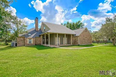 $460,000 | 1930 South Houmas Avenue, Gonzales, LA 70737
