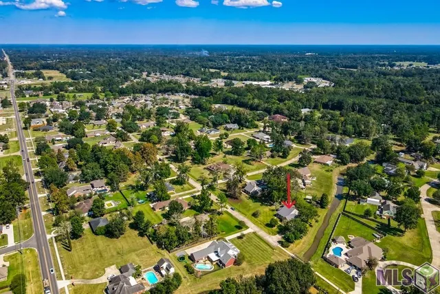 $460,000 | 1930 South Houmas Avenue, Gonzales, LA 70737