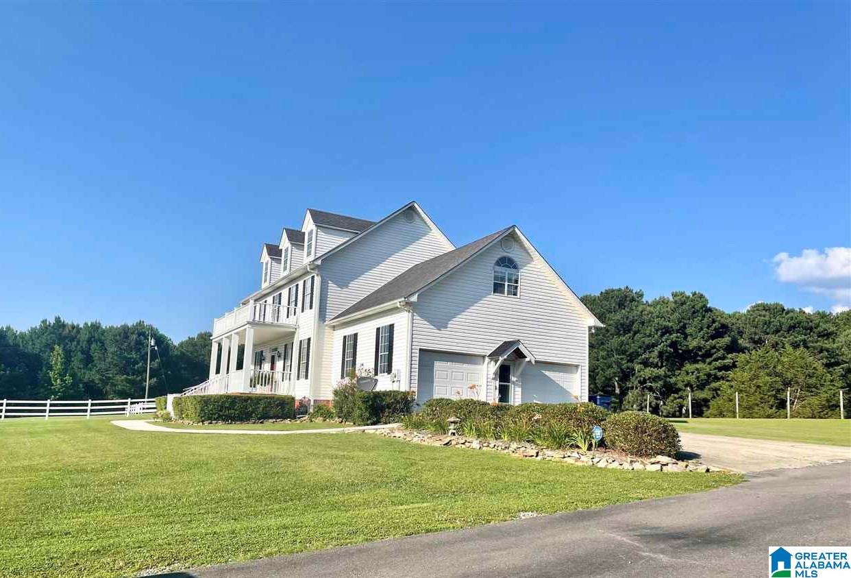 2475 Hicks Road Oneonta, AL 35121 - Photo 3 of 50 Gallery Image 3