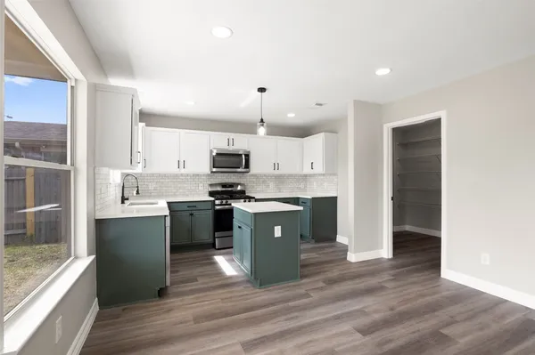 $279,000 | 2406 Pinpoint Drive, Spring, TX 77373