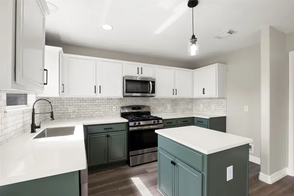 $279,000 | 2406 Pinpoint Drive, Spring, TX 77373