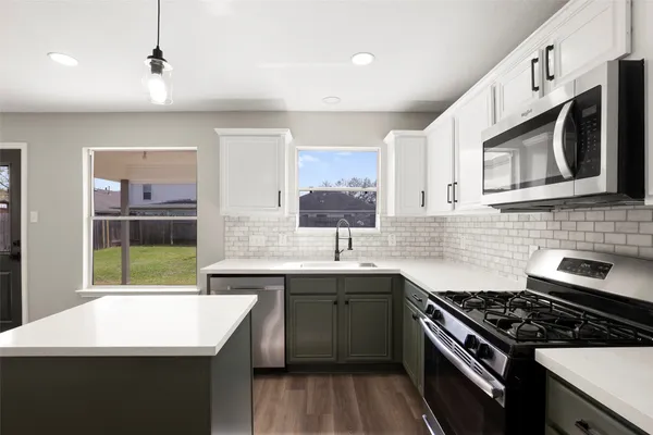 $279,000 | 2406 Pinpoint Drive, Spring, TX 77373