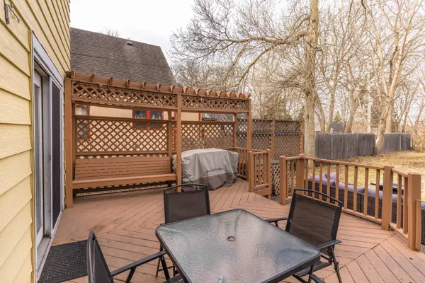 $179,000 | 837 North Union Avenue, Fergus Falls, MN 56537