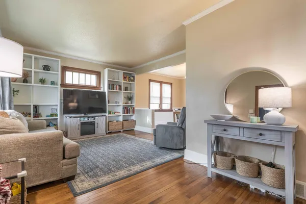 $179,000 | 837 North Union Avenue, Fergus Falls, MN 56537