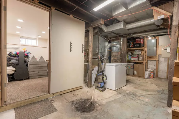 $179,000 | 837 North Union Avenue, Fergus Falls, MN 56537