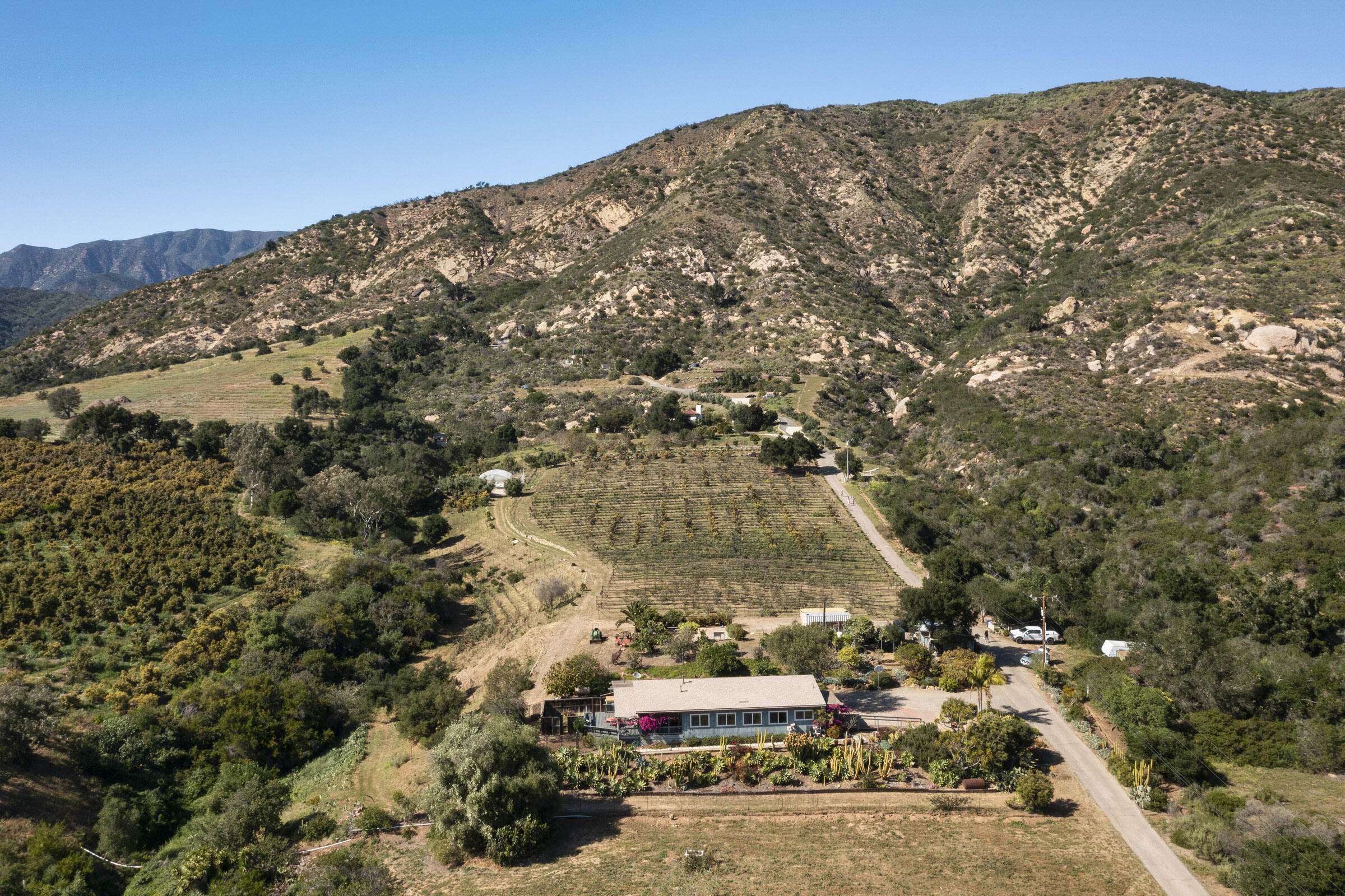 4488 Foothill Road Carpinteria, CA 93013 - Photo 2 of 24 4488 Foothill_0001