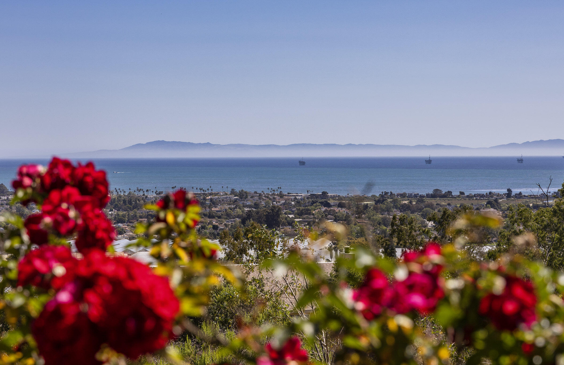 4488 Foothill Road Carpinteria, CA 93013 - Photo 3 of 24 4488 Foothill_0009