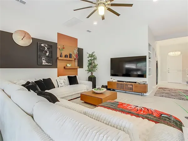 $2,200 | 790 Carmel Lane, Poinciana, FL 34759